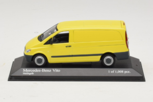 Mercedes Vito Kastenwagen Amarelo Minichamps 1:43 400032260 Metal