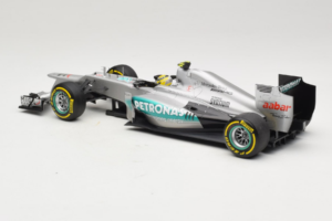 Mercedes W03 #8 N. Rosberg Mercedes AMG Petronas 2012 Minichamps 1:18 110120008 Metal - imagem 5 de 7