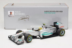 Mercedes W03 #8 N. Rosberg Mercedes AMG Petronas Showcar 2012 Minichamps 1:18 110120078 Metal - imagem 7 de 7
