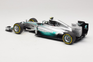 Mercedes W05 #6 N. Rosberg Mercedes AMG Petronas Abu Dhabi Grand Prix 2014 Minichamps 1:18 110140406 Metal - imagem 5 de 7