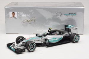 Mercedes W06 #6 N. Rosberg Mercedes AMG Petronas Australian Grand Prix 2015 Minichamps 1:18 110150006 Metal - imagem 7 de 7