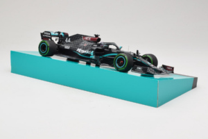Mercedes W11 #44 L. Hamilton Mercedes AMG Petronas Turkish Grand Prix Winner World Champion 2020 Minichamps 1:18 113201444 Re - imagem 4 de 7