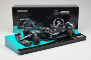 Mercedes W11 #44 L. Hamilton Mercedes AMG Petronas Turkish Grand Prix Winner World Champion 2020 Minichamps 1:18 113201444 Re - imagem 7 de 7