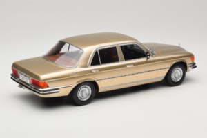 Mercedes W116 Metallic Beige MCG 1:18 MCG18550 Metal - imagem 2 de 6