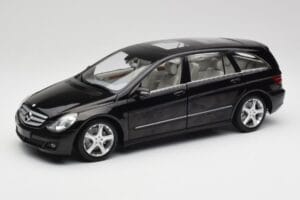 Mercedes R-Class W251 Obsidian Preto Minichamps 1:18 150034601 Metal