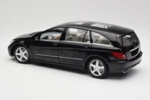 Mercedes R-Class W251 Obsidian Preto Minichamps 1:18 150034601 Metal - imagem 7 de 8