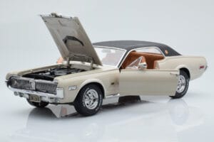 Mercury Cougar XR7-G Fawn Sun Star 1:18 1572 Metal - imagem 2 de 8