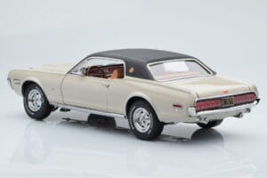 Mercury Cougar XR7-G Fawn Sun Star 1:18 1572 Metal - imagem 7 de 8