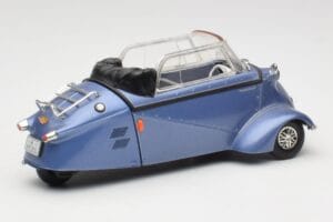Messerschmitt KR201 Roadster Azul Revell 1:18 08966 Metal - imagem 3 de 8