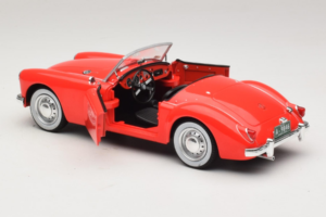 MG A 1600 Roadster Mk I Elvis Presley Blue Hawaii Movie GreenLight 1:18 13524 Metal - imagem 5 de 8