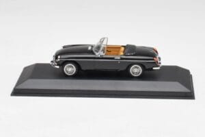 MGB Cabriolet Preto Minichamps 1:43 430131030 Metal