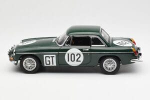 MGB GT Mk2 Nurburgring Verde AUTOart 1:18 86781 Metal - imagem 4 de 8