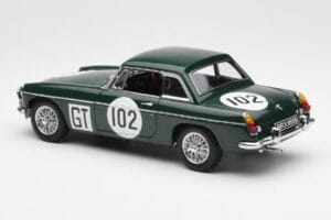 MGB GT Mk2 Nurburgring Verde AUTOart 1:18 86781 Metal - imagem 7 de 8