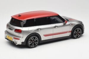 Mini Clubman F54 JCW Melting Silver Metallic Otto 1:18 OT1106 Resina - imagem 2 de 6