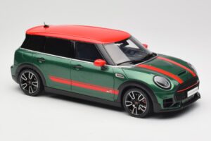 Mini Clubman JCW F54 British Racing Green Otto 1:18 OT1168 Resina - imagem 4 de 6