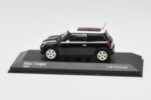 MINI Cooper R50 Preto Minichamps 1:43 431138101 Metal
