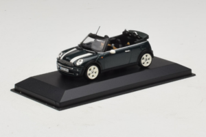 Mini Cooper Cabriolet Verde Com Faixa Branca Minichamps 1:43 80420309093-R1 Metal - imagem 2 de 5