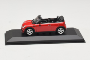 Mini Cooper R52 Cabriolet Vermelho Minichamps 1:43 431138230 Metal