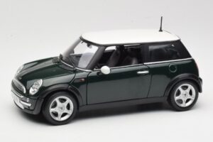 Mini Cooper Mk7 Verde Maisto 1:18 7271336 Metal