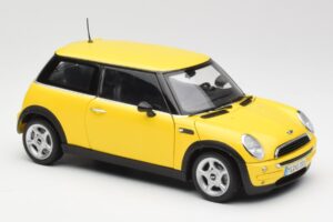 Mini Cooper One R50 Pacote Aerodinâmico Amarelo Kyosho 1:18 80430148553 Metal - imagem 6 de 8