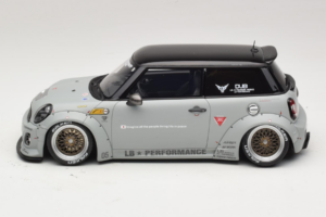 Mini Cooper R56 LB Works LB Nation Otto 1:18 OT1212 Resina - imagem 3 de 6