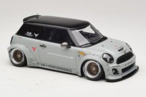 Mini Cooper R56 LB Works LB Nation Otto 1:18 OT1212 Resina - imagem 4 de 6