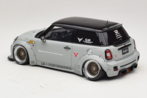 Mini Cooper R56 LB Works LB Nation Otto 1:18 OT1212 Resina - imagem 5 de 6