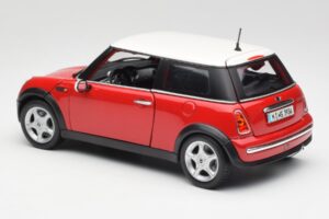 Mini Cooper R50 Vermelho Maisto 1:18 31619 Metal - imagem 4 de 8
