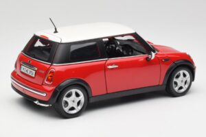 Mini Cooper R50 Vermelho Maisto 1:18 31619 Metal - imagem 5 de 8