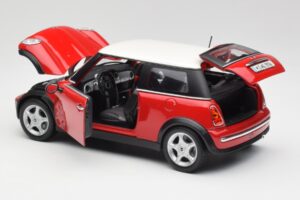 Mini Cooper R50 Vermelho Maisto 1:18 31619 Metal - imagem 7 de 8