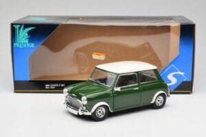 Mini Cooper S British Racing Verde & Old English Branco Solido 1:18 8021 Metal - imagem 8 de 8