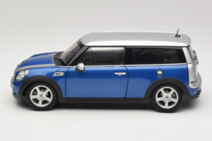 Mini Cooper S Clubman R55 Azul & Prateado Kyosho 1:18 80430421048 Metal - imagem 4 de 8