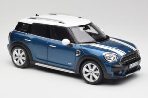 Mini Countryman F60 Island Azul & Branco Kyosho 1:18 80432447940 Metal - imagem 6 de 8
