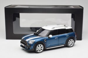 Mini Countryman F60 Island Azul & Branco Kyosho 1:18 80432447940 Metal - imagem 8 de 8