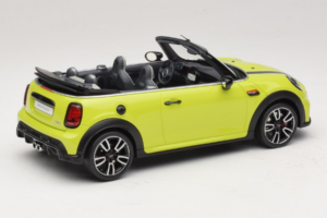 Mini JCW Cabrio F57 Zesty Yellow C5H Otto 1:18 OT1303 Resina - imagem 2 de 6