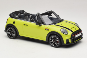 Mini JCW Cabrio F57 Zesty Yellow C5H Otto 1:18 OT1303 Resina - imagem 4 de 6
