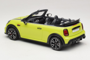 Mini JCW Cabrio F57 Zesty Yellow C5H Otto 1:18 OT1303 Resina - imagem 5 de 6