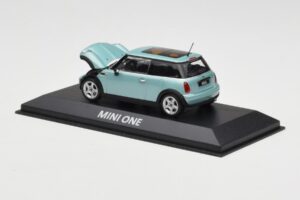 Mini One R50 Verde Claro Com Teto Verde Claro Minichamps 1:43 MINI003 Metal - imagem 3 de 4