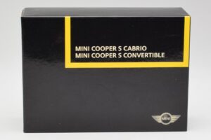 Mini Cooper S R57 Cabriolet Preto Minichamps 1:43 80422148818 Metal - imagem 2 de 4