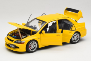 Mitsubishi Lancer Evolution IX GSR Amarelo AUTOart 1:18 77192 Metal - imagem 2 de 8