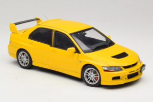 Mitsubishi Lancer Evolution IX GSR Amarelo AUTOart 1:18 77192 Metal - imagem 6 de 8
