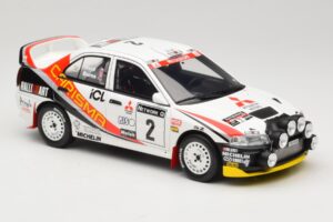 Mitsubishi Carisma GT Group N2 R. Burns / R. Reid RAC Rally 1997 Branco Otto 1:18 OT1192 Resina - imagem 4 de 6
