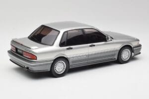 Mitsubishi Galant VR-4 Prata IXO 1:18 18CMC191 Metal - imagem 2 de 6