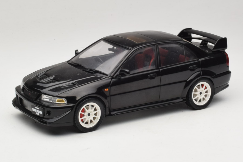 Mitsubishi Lancer Evo VI Tommi Makinen Edition Preto AUTOart 1:18 77158 Metal