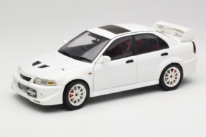 Mitsubishi Lancer Evo VI Tommi Makinen Edition Branco AUTOart 1:18 77157 Metal