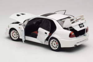 Mitsubishi Lancer Evo VI Tommi Makinen Edition Branco AUTOart 1:18 77157 Metal - imagem 5 de 8