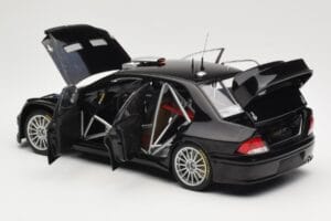 Mitsubishi Lancer Evolution WRC Plain Body Preto AUTOart 1:18 80528 Metal - imagem 5 de 8