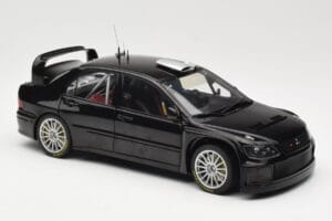 Mitsubishi Lancer Evolution WRC Plain Body Preto AUTOart 1:18 80528 Metal - imagem 6 de 8
