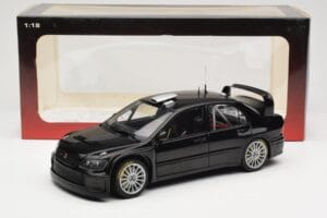Mitsubishi Lancer Evolution WRC Plain Body Preto AUTOart 1:18 80528 Metal - imagem 8 de 8