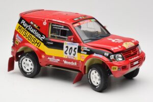 Mitsubishi Pajero Rallye Raid #205 Paris-Dakar Rally 2001 Solido 1:18 9022 Metal - imagem 6 de 8